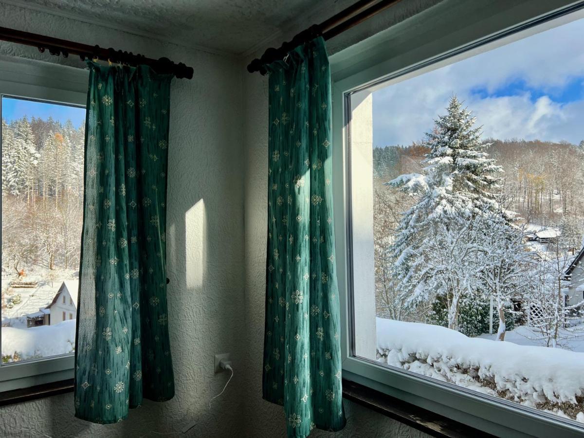 Urige Berghuette Mit Kamin Und Sauna Im Erzgebirge Nahe Schwarzwassertal Pobershau ภายนอก รูปภาพ