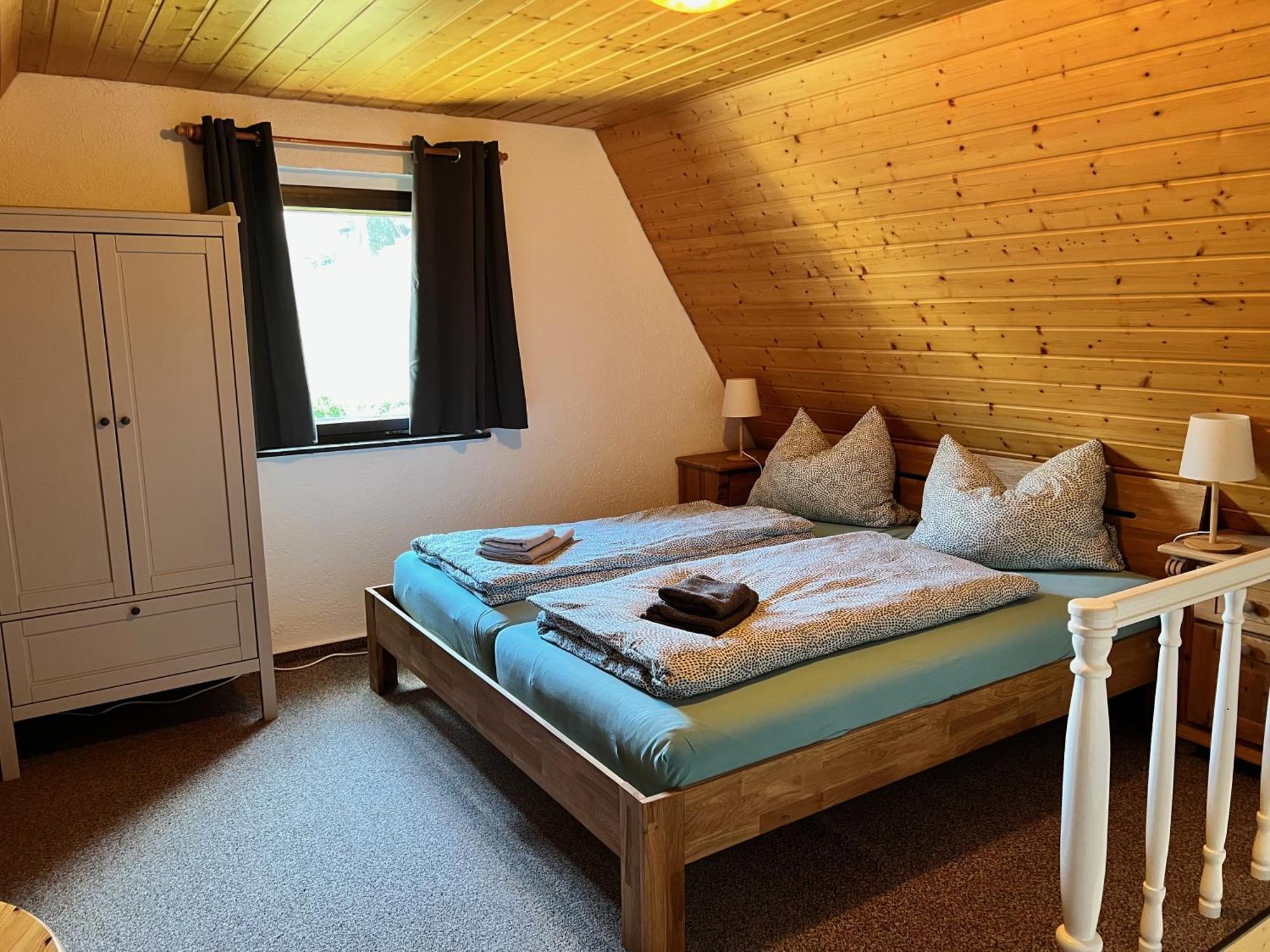 Urige Berghuette Mit Kamin Und Sauna Im Erzgebirge Nahe Schwarzwassertal Pobershau ภายนอก รูปภาพ