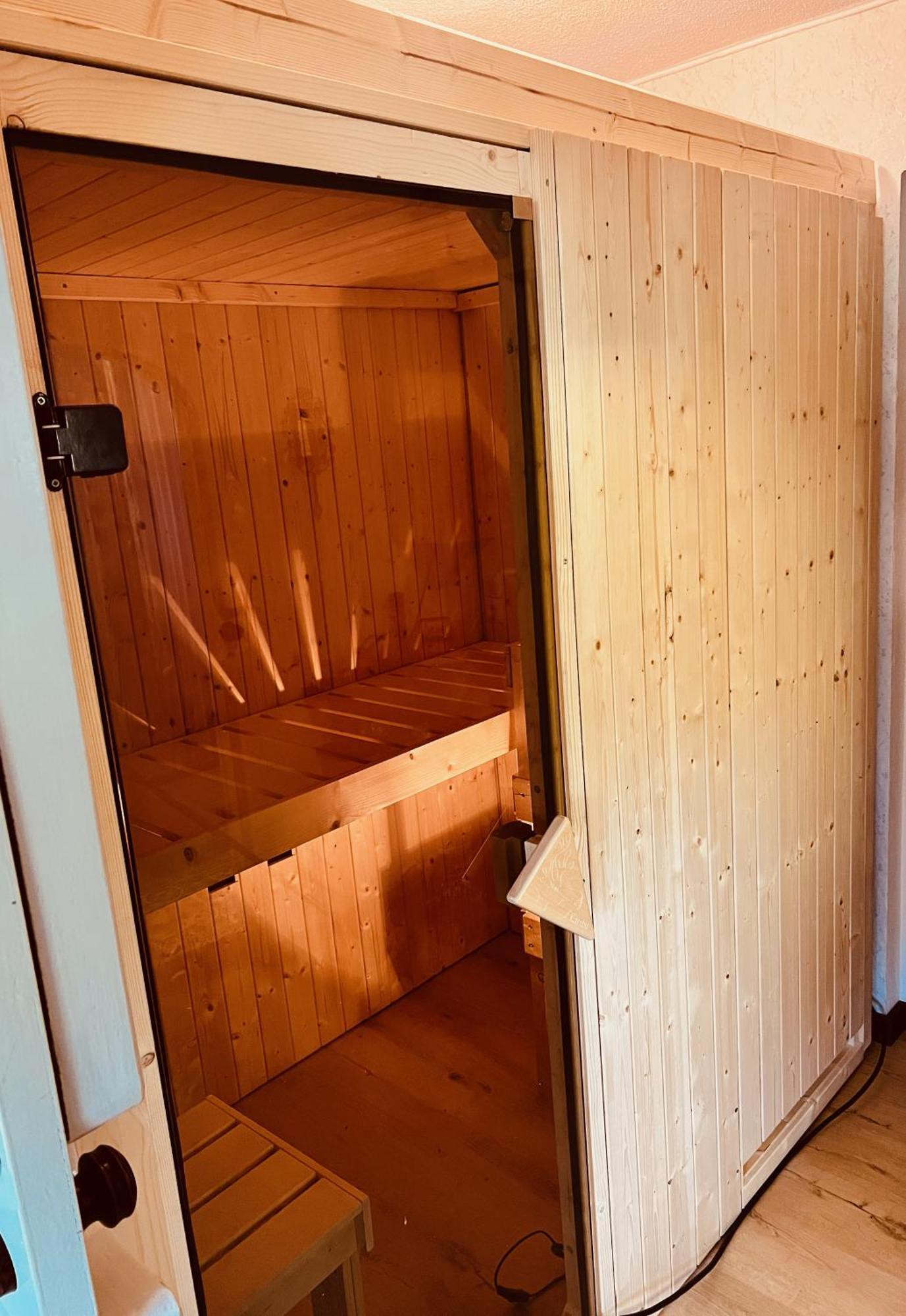 Urige Berghuette Mit Kamin Und Sauna Im Erzgebirge Nahe Schwarzwassertal Pobershau ภายนอก รูปภาพ